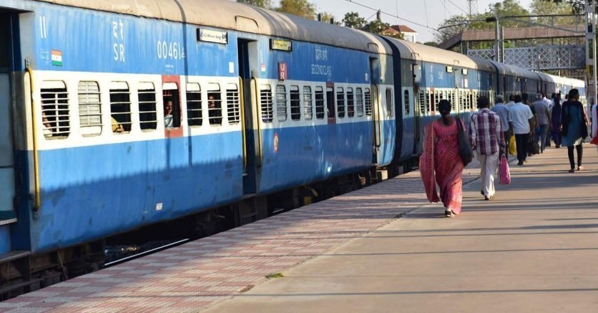 മലബാർ, മാവേലി സ്പെഷ്യല്‍ ട്രെയിന്‍;റിസര്‍വേഷന്‍ ഇന്ന്‍ മുതല്‍