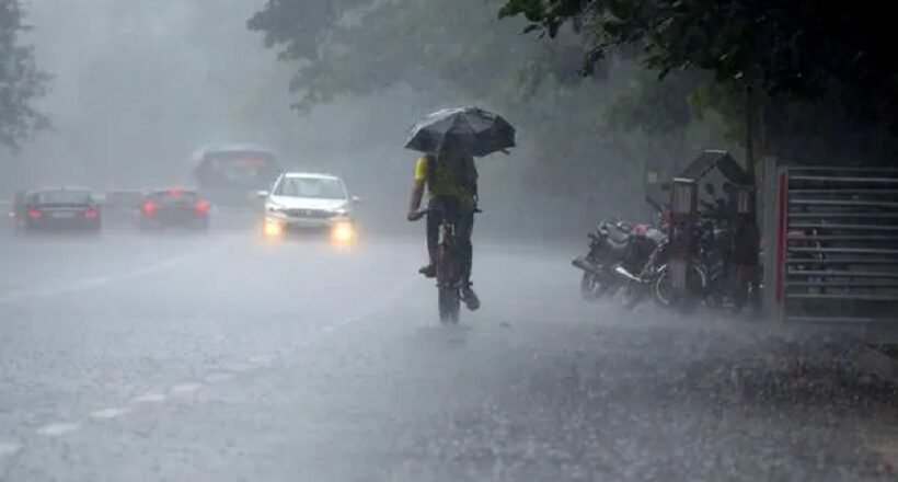 സംസ്ഥാനത്ത് ഇന്നും ശക്തമായ മഴയ്ക്ക് സാധ്യതയെന്ന് കാലാവസ്ഥാ വകുപ്പ് Rain